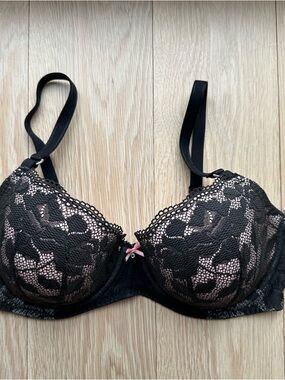 Betsey Johnson Black Lace Underwire Bra with Pink Bow